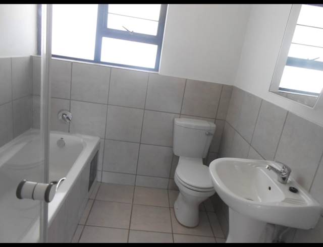 2 BEDROOM APARTMENT RENTED IN NORTHCLIFF